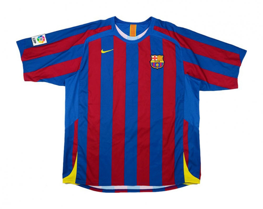 Barcelona 2005-06 Home Shirt (M) (Very Good)_0