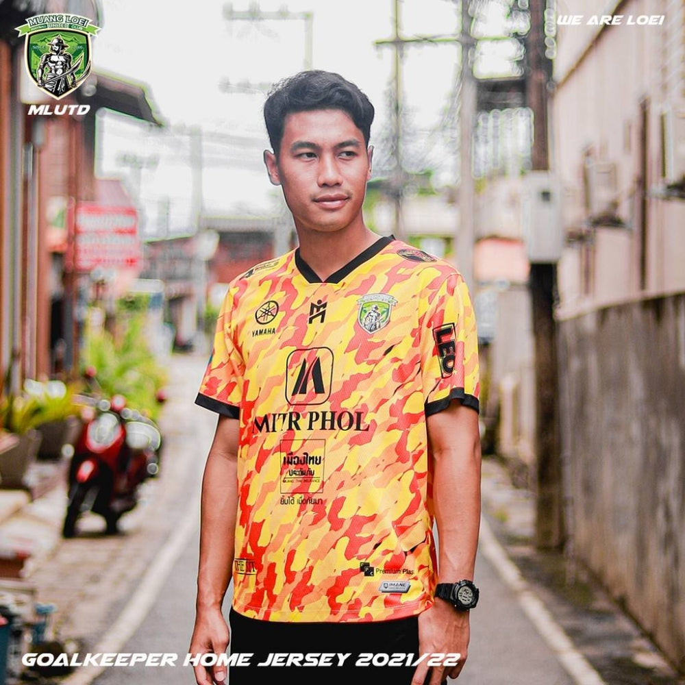 2021 Muang Loei United Home Goalkeeper Orange Shirt_0